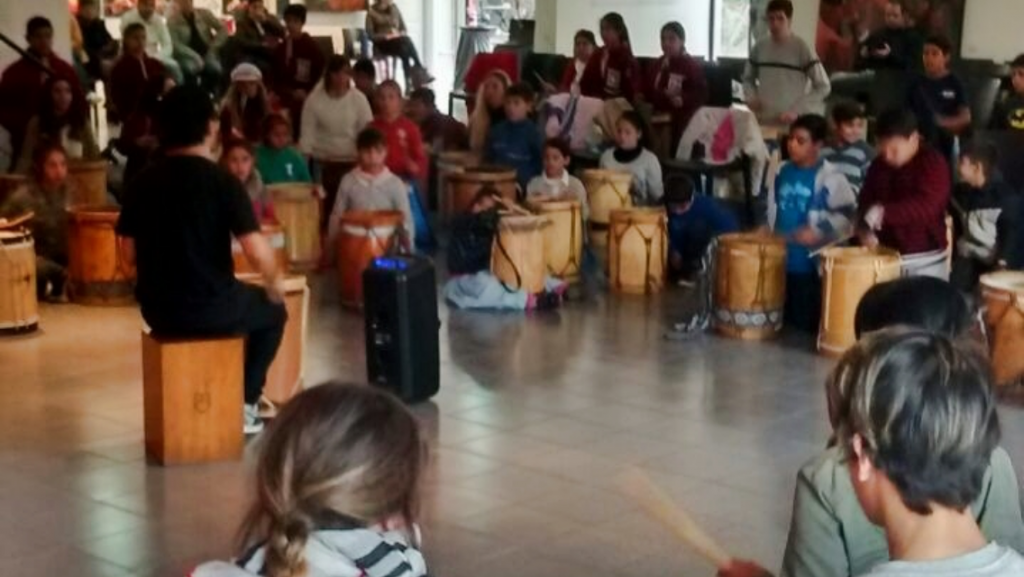 Capacitación de artes folckloricas