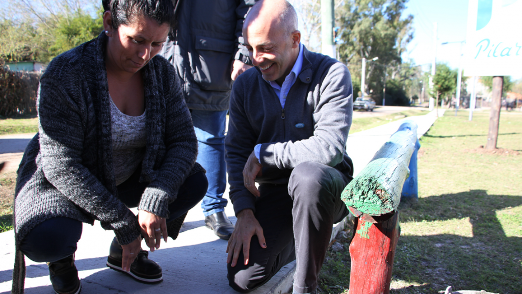 Inauguran veredas en el barrio Río Luján