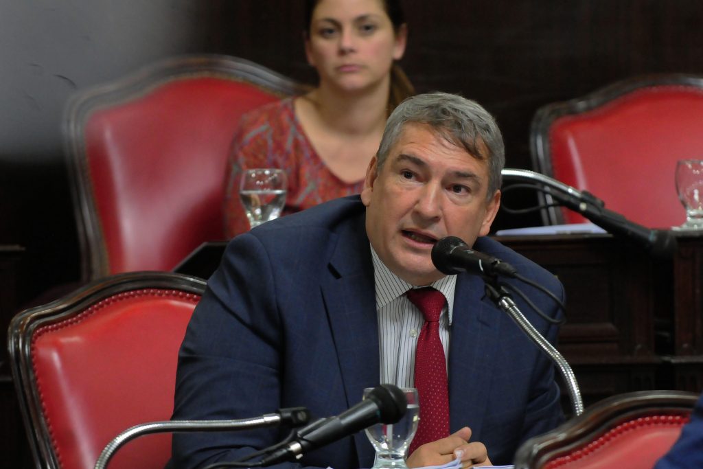 Donofrio, la grieta hundió a los argentinos en un pozo