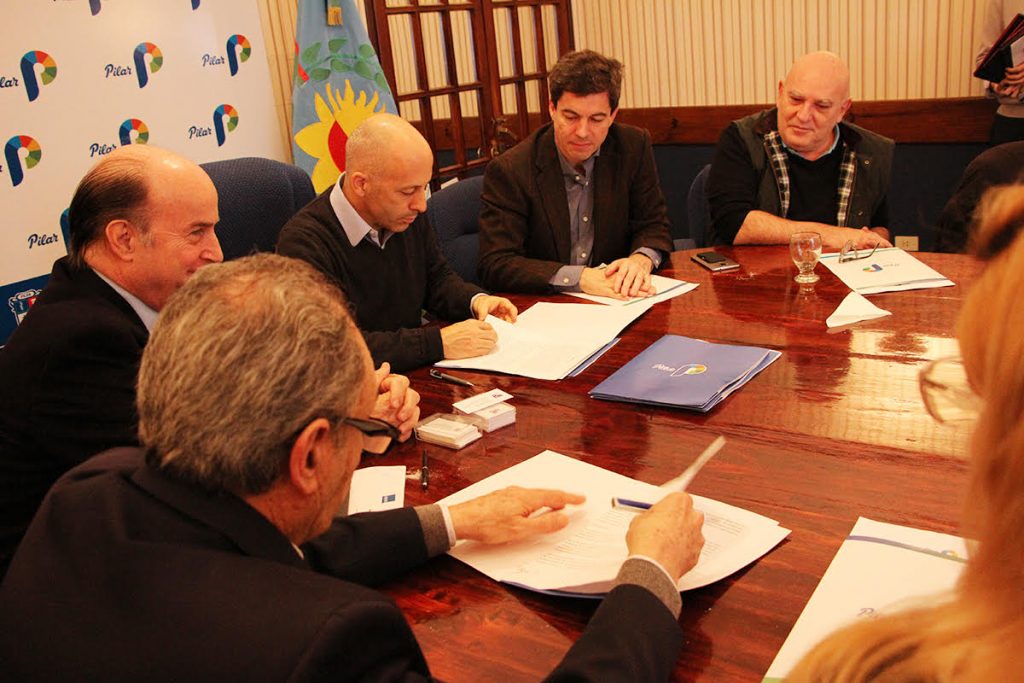 Pilar firma convenio con Nación para mitigar los efectos de inundaciones