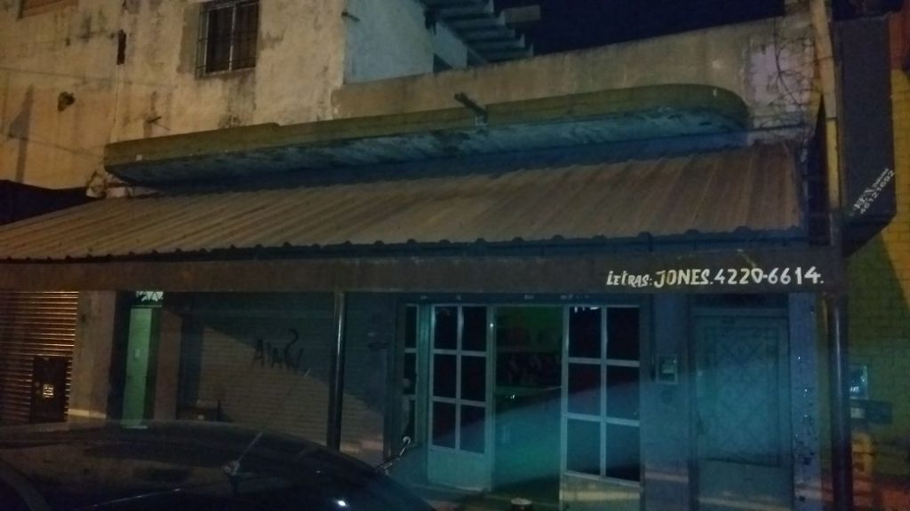 Clausuran local por explotación sexual en Villa Domínico