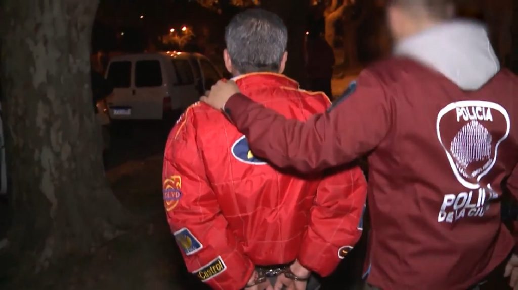 Allanamientos y detención por juego clandestino