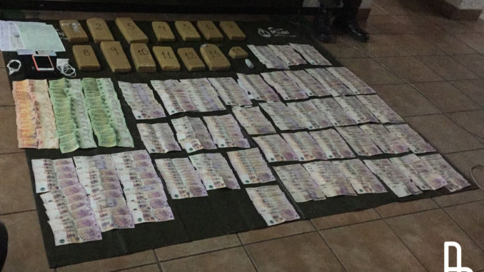 10 KILOS DE DROGA, 70 MIL PESOS Y DOS DETENIDOS EN VILLA DIAMANTE