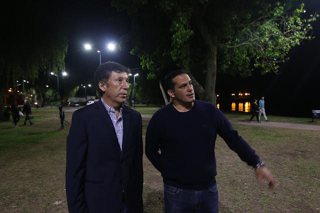 EL PASEO COSTERO ESTÁ MÁS ILUMINADO CON LAS NUEVAS LEDS