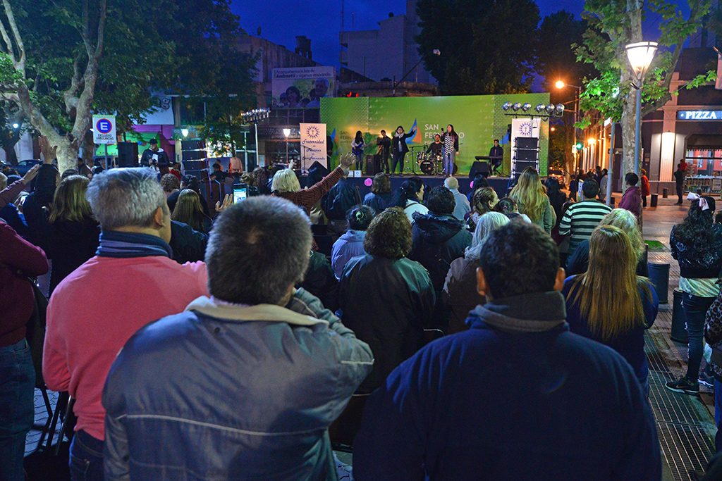 “Oramos por vos” en San Fernando