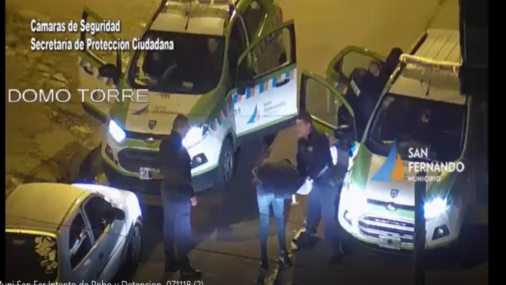 ROBABA UN AUTO Y FUE DETENIDO GRACIAS A LAS CÁMARAS DE SEGURIDAD