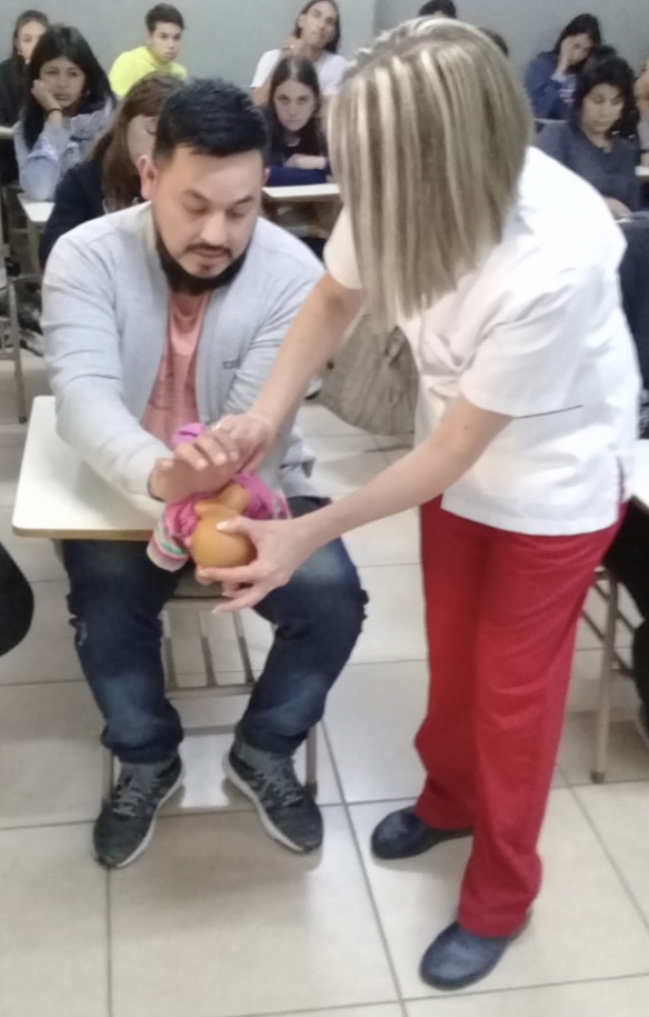 Nuevo curso gratuito de RCP en Pilar