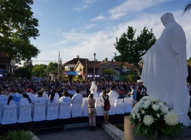 Tigre: comenzaron los festejos por los 70 años de la Procesión Náutica