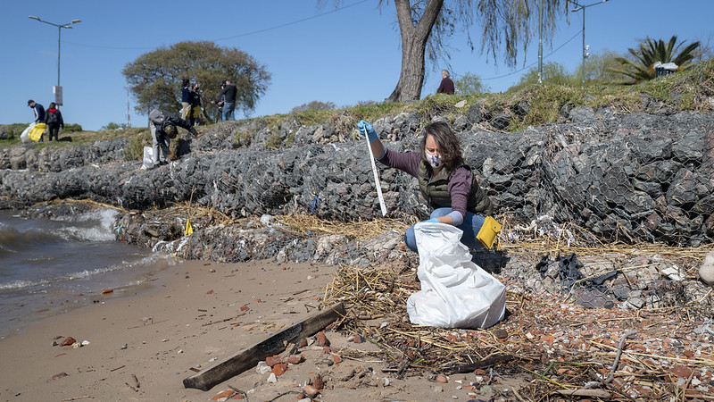 SAN ISIDRO: TRAS SIETE MESES, VOLUNTARIOS VOLVIERON A LIMPIAR LA COSTA DEL RÍO