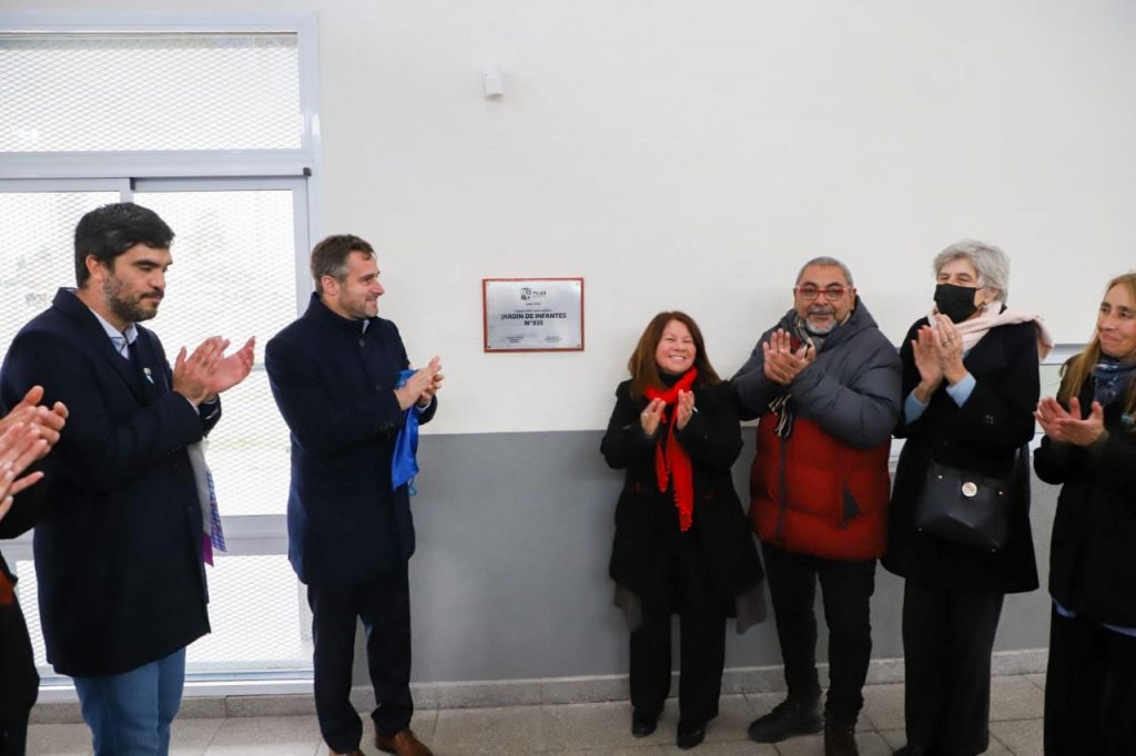 Achával inauguró un Jardín de Infantes en San Alejo: “Esto es mucho más que la inauguración de un edificio”