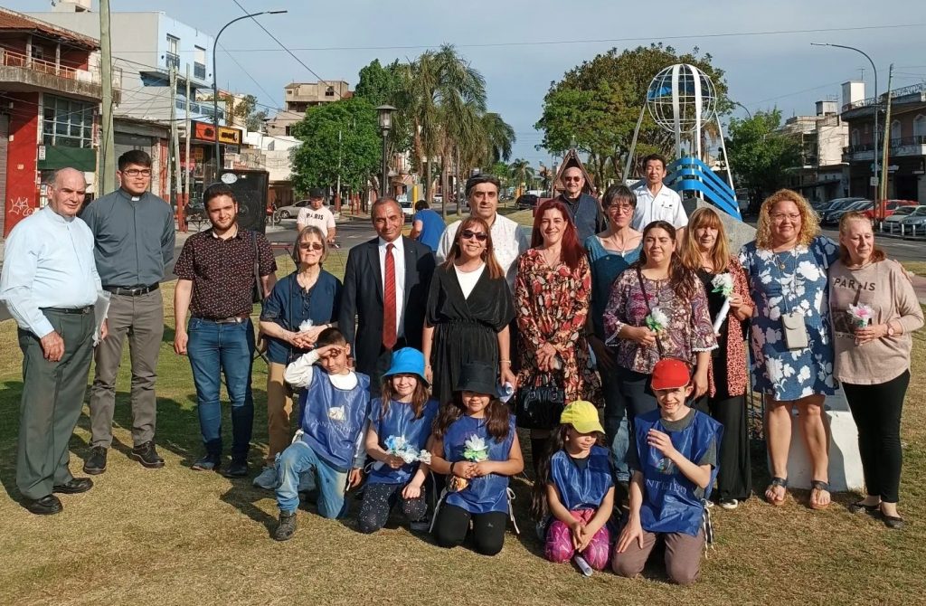 LANÚS SE UNE AL ENCUENTRO INTERNACIONAL ” EL GRITO DE PAZ” EN ROMA