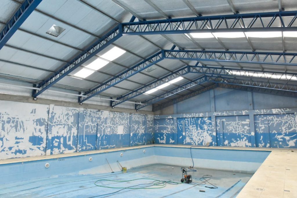 Correa y Nardini supervisaron la construcción del Polideportivo de Adolfo Sourdeaux