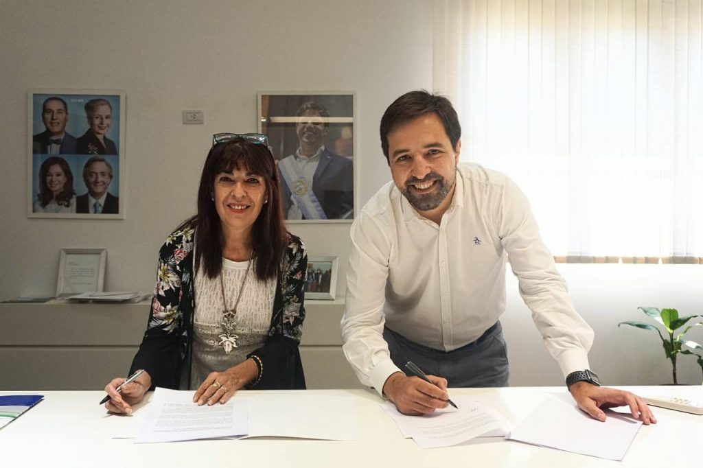 La Provincia y farmacéuticos firmaron un convenio para diseñar Políticas sanitarias