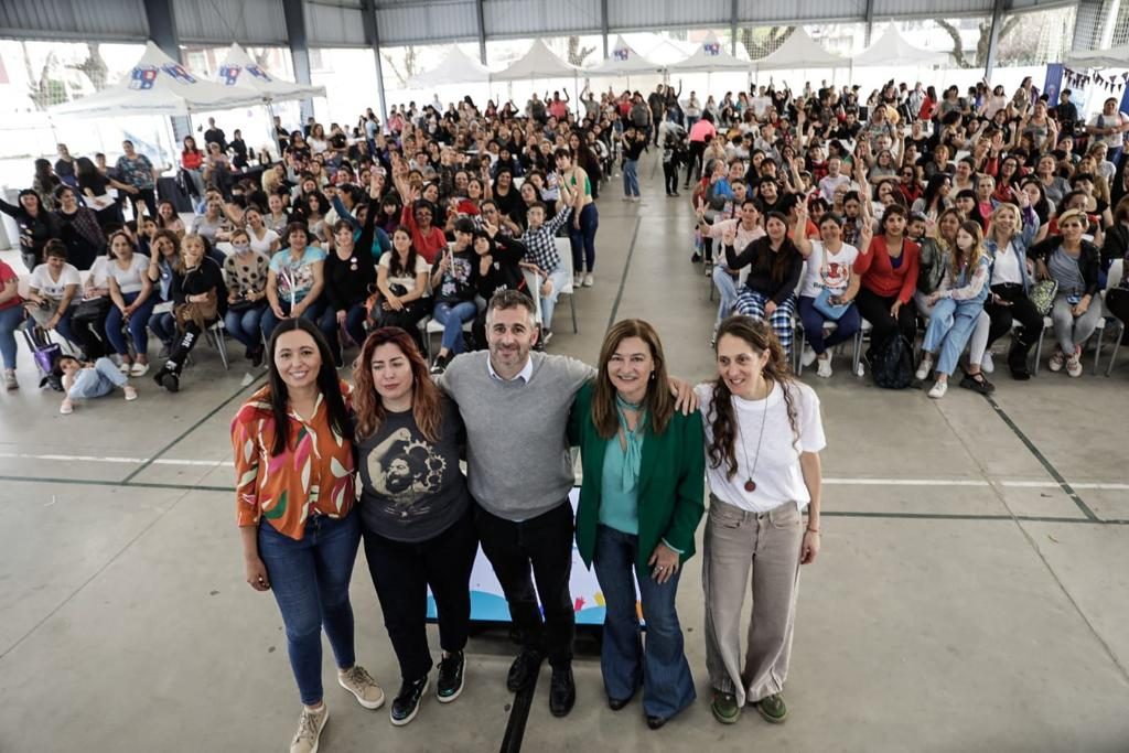 Achával con Estela Díaz en Del Viso: “Vamos a seguir acompañando a las mujeres que salen adelante todos los días”