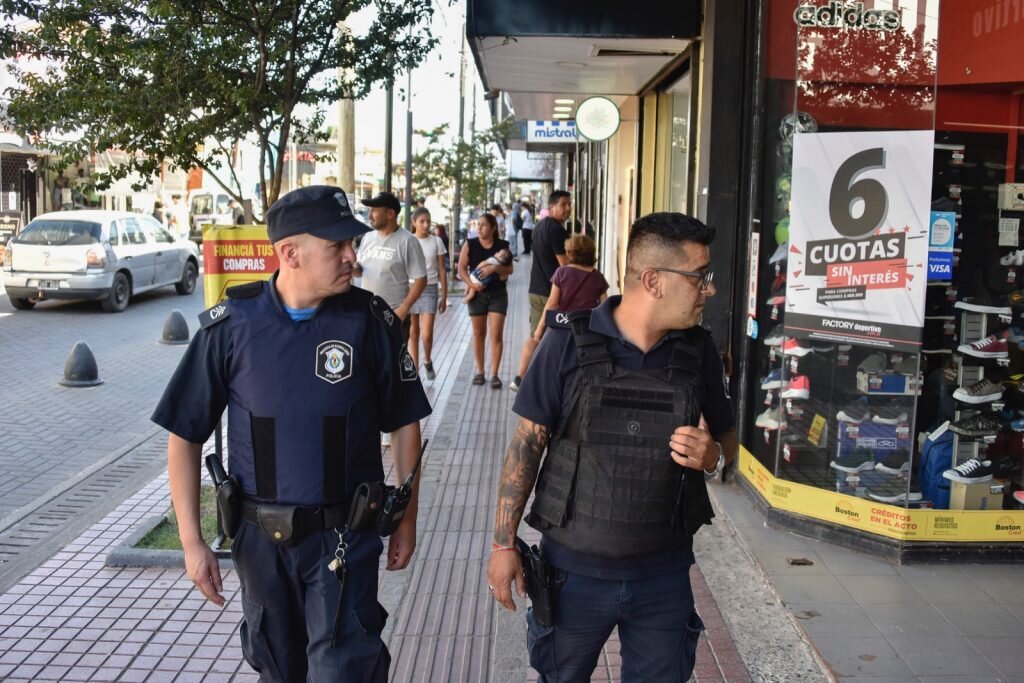 Se refuerza la seguridad en los centros comerciales de Malvinas Argentinas