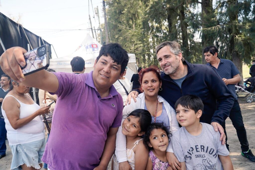 Achával acompañó a los vecinos de San Francisco en sus patronales