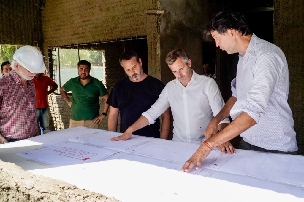 Achával recorrió obras en Pilarica: “Estas obras están pensadas para seguir acompañando a la comunidad”