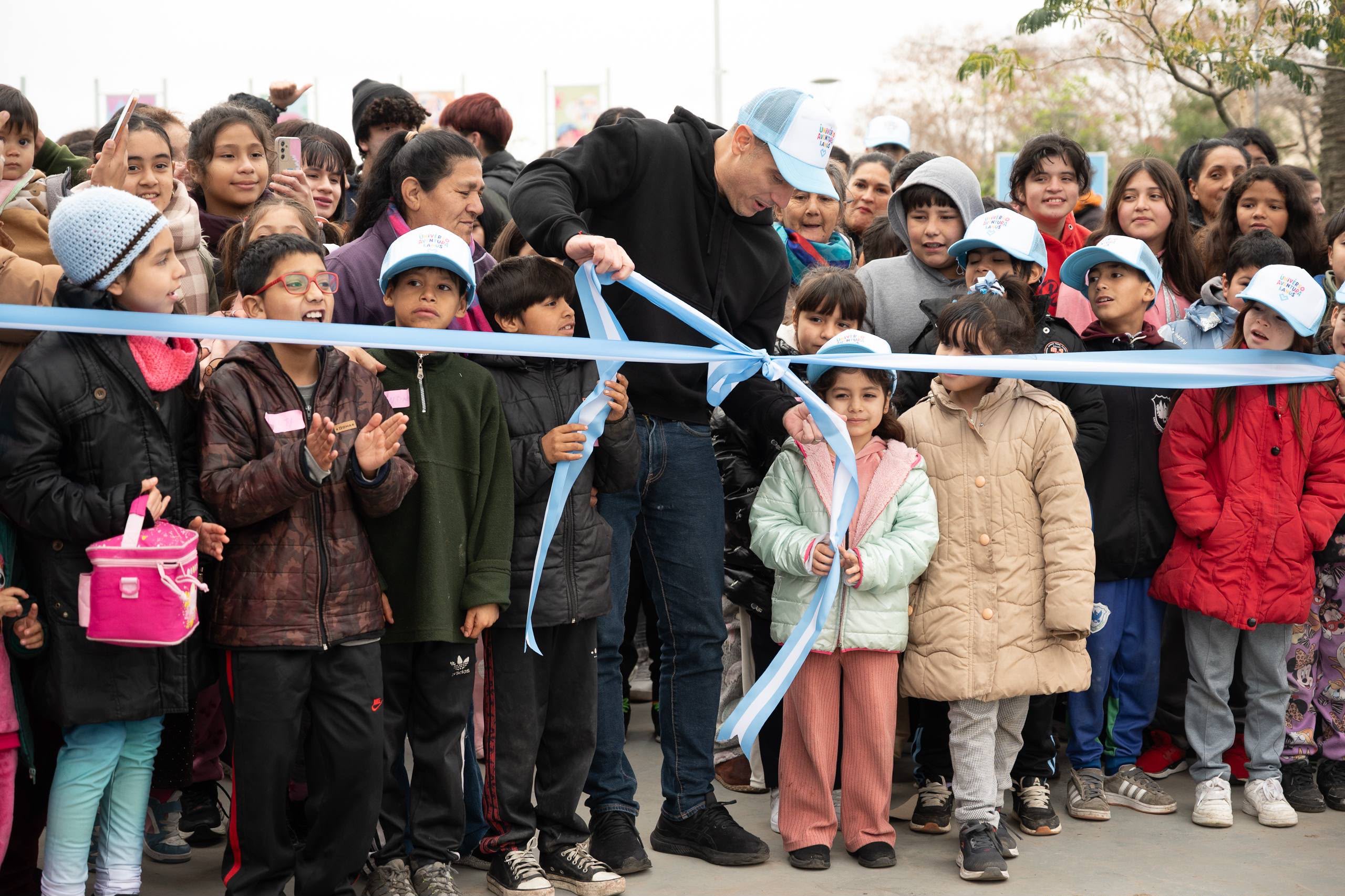 Julián Álvarez inauguró Universo Aventura Lanús