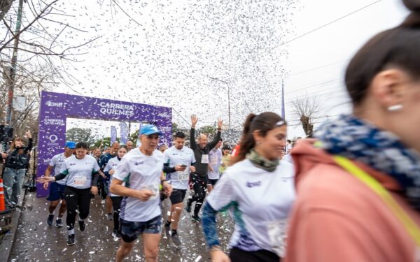 Multitudinario festejo en el aniversario de Quilmes