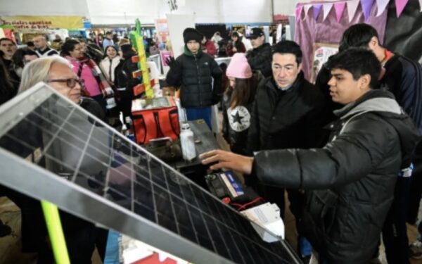 Nardini en la feria de educación, arte, ciencia y tecnología