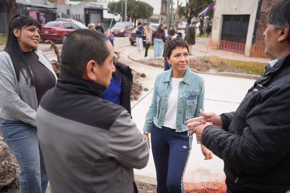 Mayra y Eva Mieri recorrieron importantes obras de pavimentación
