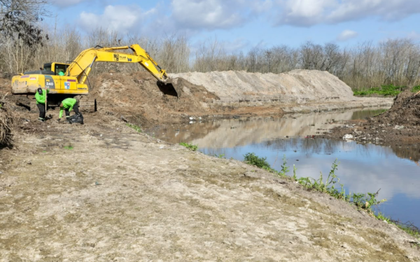 El Municipio realiza nuevos trabajos hidráulicos en el Arroyo Pinazo