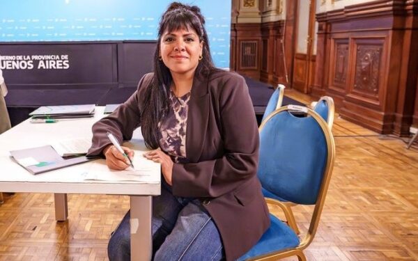 QUILMES FIRMÓ UN CONVENIO CON PROVINCIA MICROCRÉDITOS DESTINADO AL SUBSIDIO DE TASA DE CRÉDITOS PARA EMPRENDEDORES LOCALES