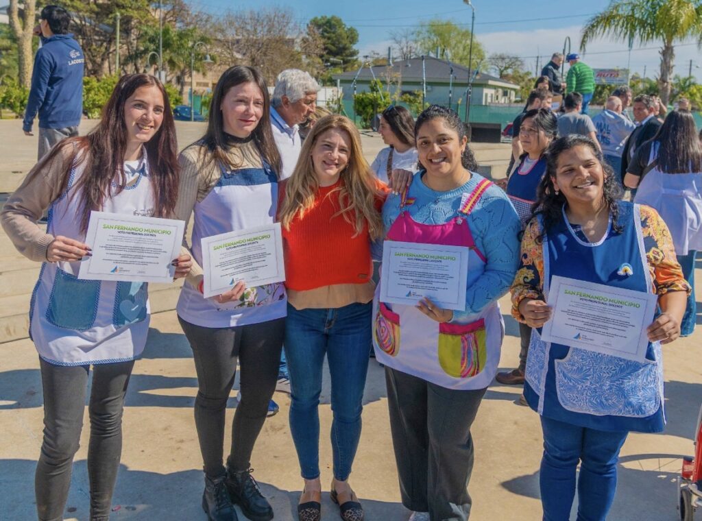 San Fernando homenajeó a sus maestras y maestros