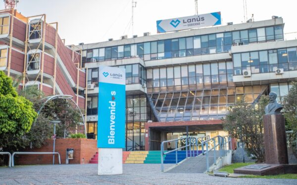 Lanús aprobó la emergencia sanitaria, hídrica y climática