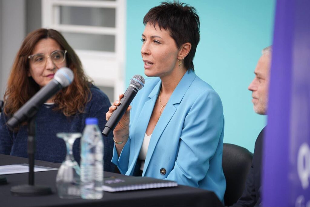 Mayra Mendoza presentó ley para la prevención del suicidio