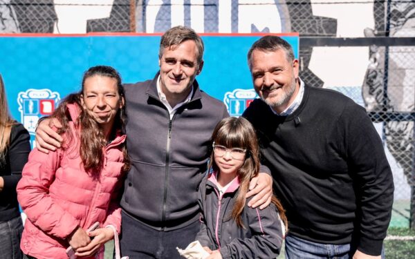 Ver bien, aprender mejor” llegó a Villa Rosa