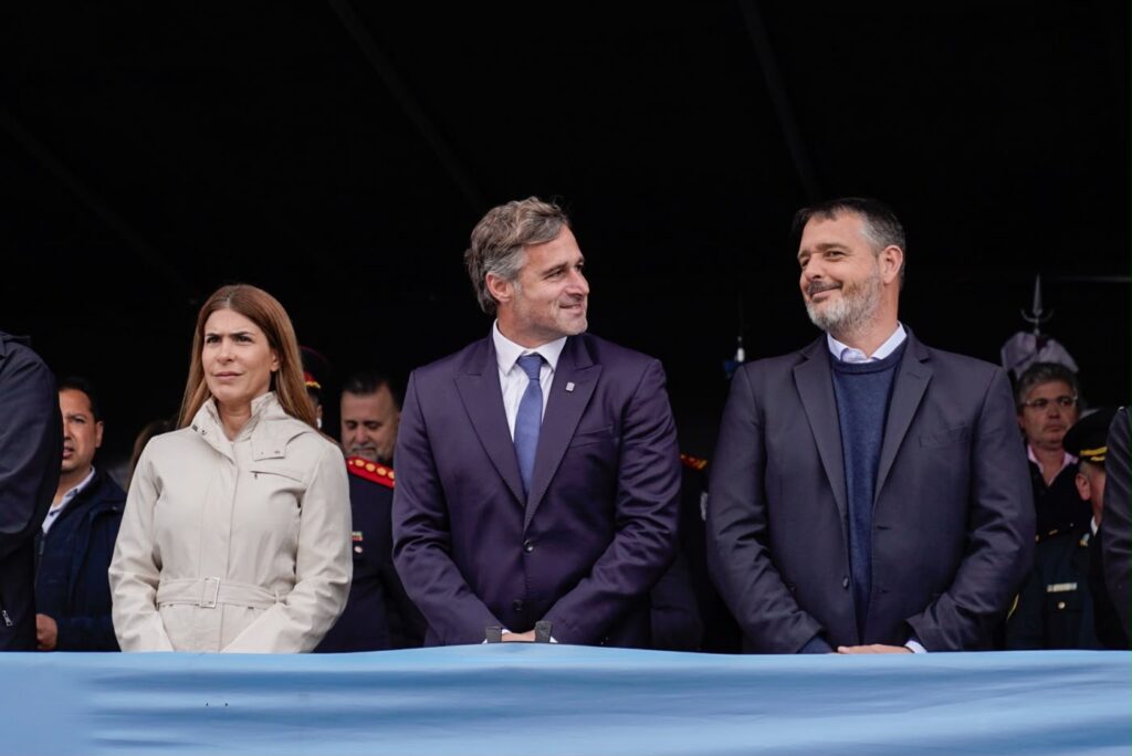La comunidad de Pilar celebró su historia e identidad en el desfile de sus Fiestas Patronales